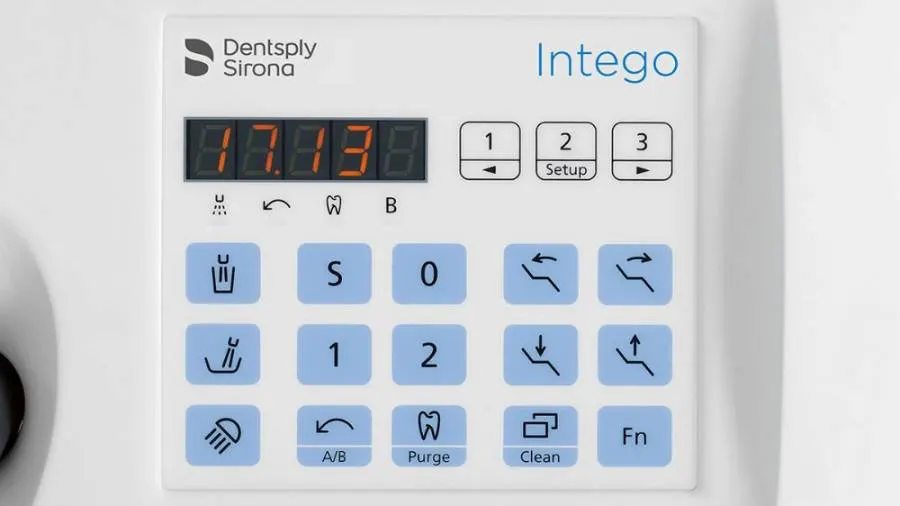 Dentsply Sirona INTEGO: Panel sterujący EasyPad