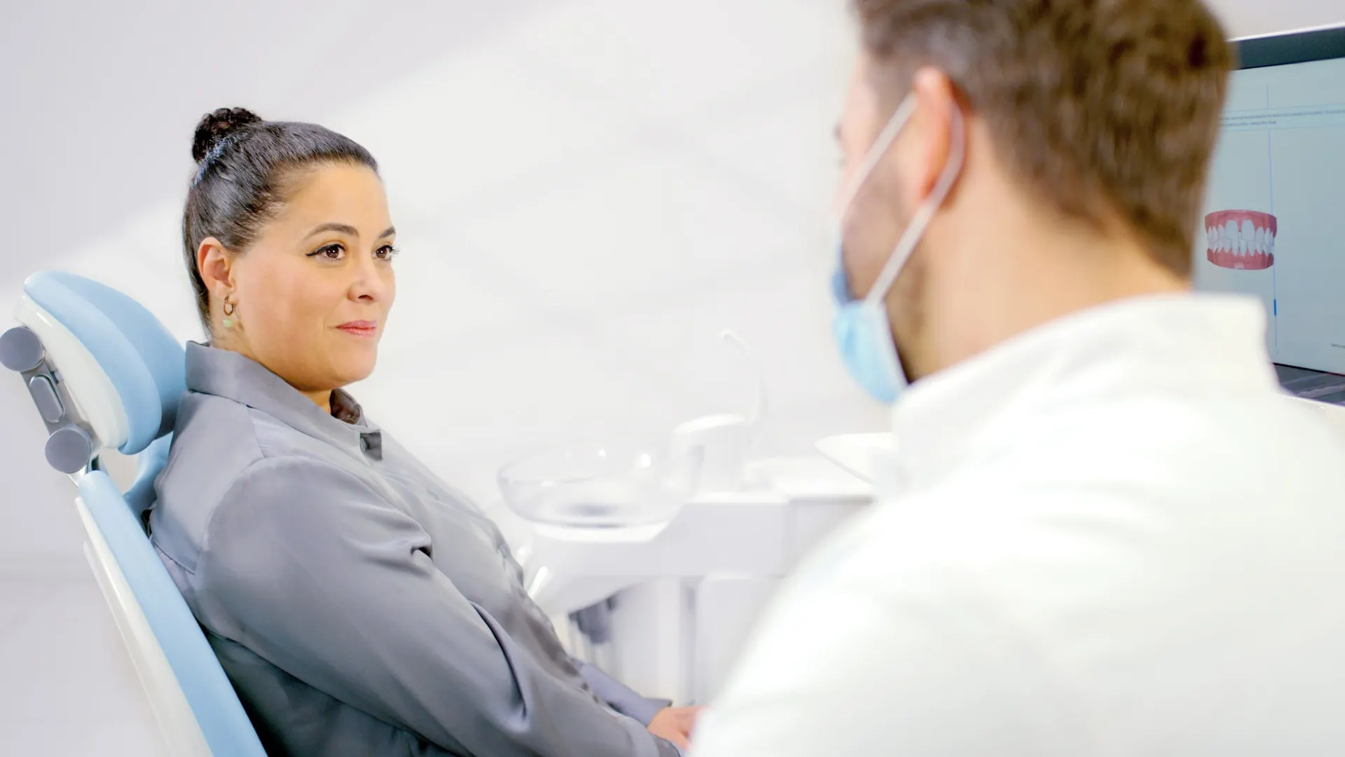 Dentsply Sirona AXANO Pure: Innowacyjna Komunikacja z Pacjentem